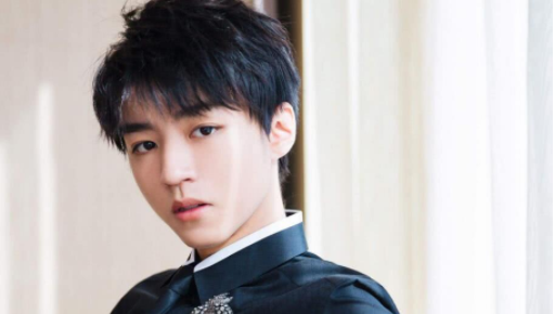 最新王俊凯帅气图片集结,火热呈现!