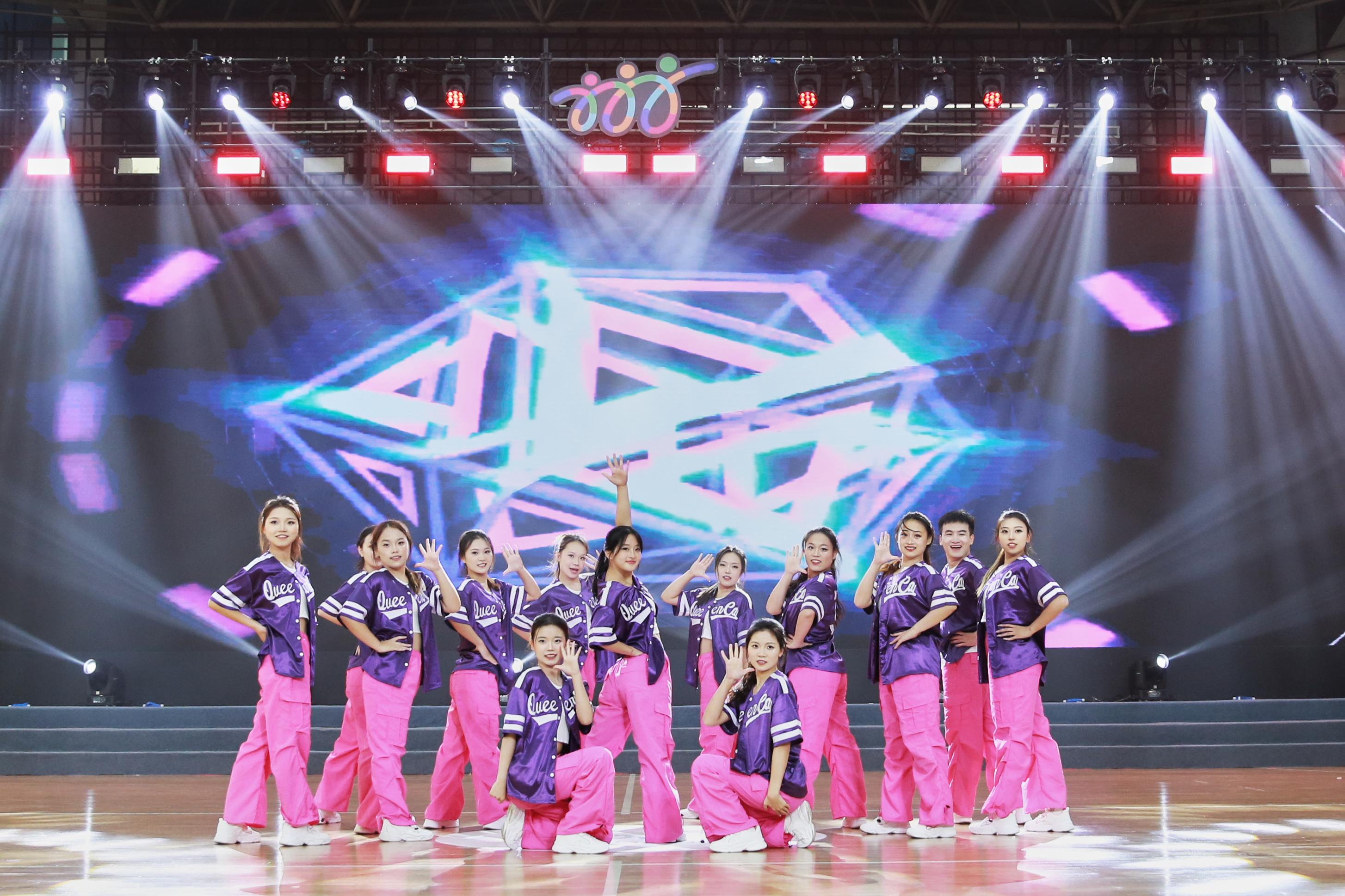 深度解读,2024最新排舞花开繁华背后的文化现象