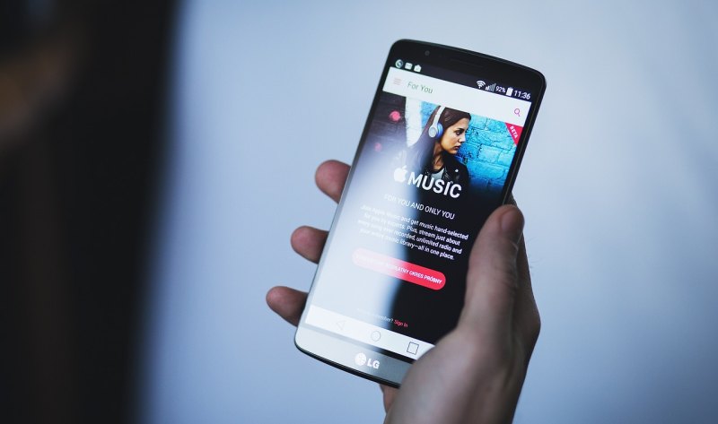 手机在线最新,小巷深处的隐藏瑰宝,特色小店的奇遇之旅