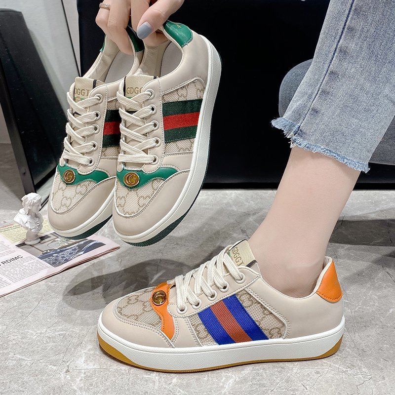 最新流行鞋，小巷深处的时尚脉搏新风尚