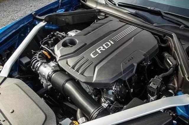 起亚最新跑车，科技与速度的完美融合亮相！