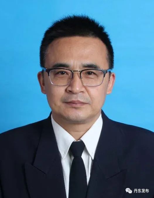 丹东市干部任免背后的故事与小巷美食探秘