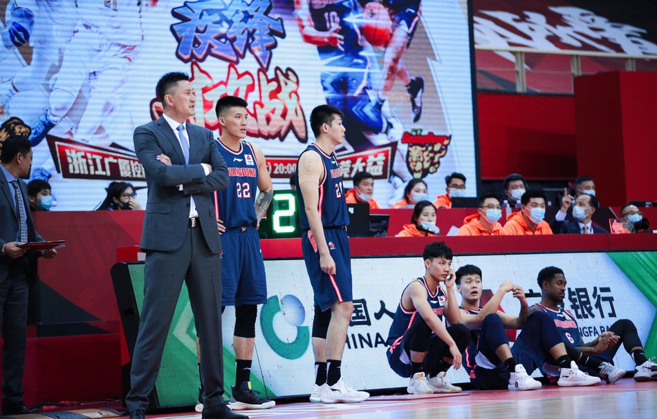 广东男篮最新消息直播,广东男篮最新消息直播,赛场动态与球迷期待