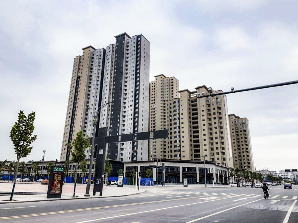 临汾中心城最新消息,临汾中心城最新消息——城市温情与友情的交织