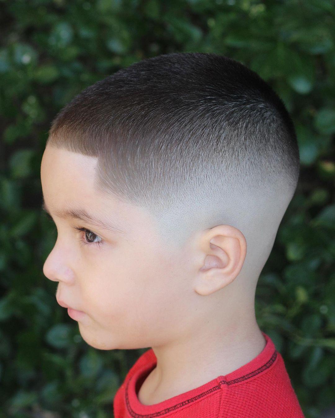 最新款发型造型图片男,最新款发型造型图片男,男士发型造型详细步骤指南