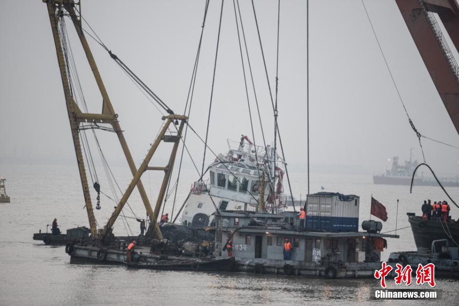 长江撞船最新消息,长江撞船最新消息,智能航海护航系统引领科技新纪元