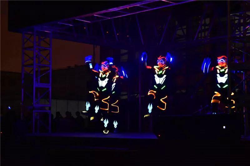 新澳门资料精准网站,快速问题解答_人工智能版19.469