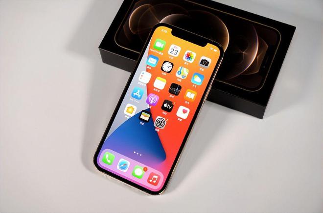 最新屏手机,最新屏手机,小巷中的隐藏宝藏,探索未知的科技魅力