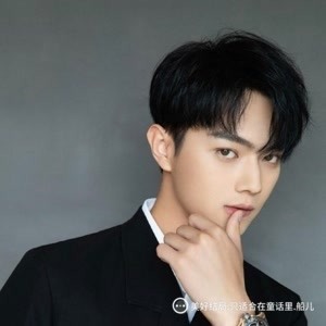 2024香港正版资料大全视频,完善实施计划_挑战版43.854