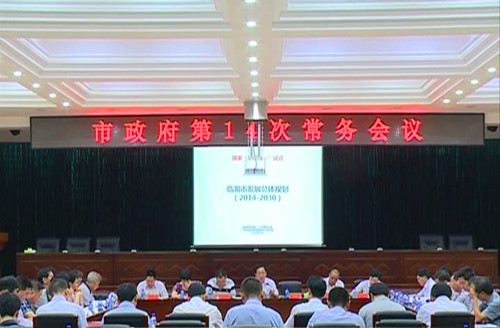 汪灿揭秘小巷中的美食宝藏新发现