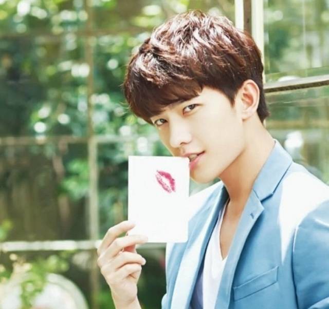 杨洋星途璀璨，时代影响力彰显新篇章