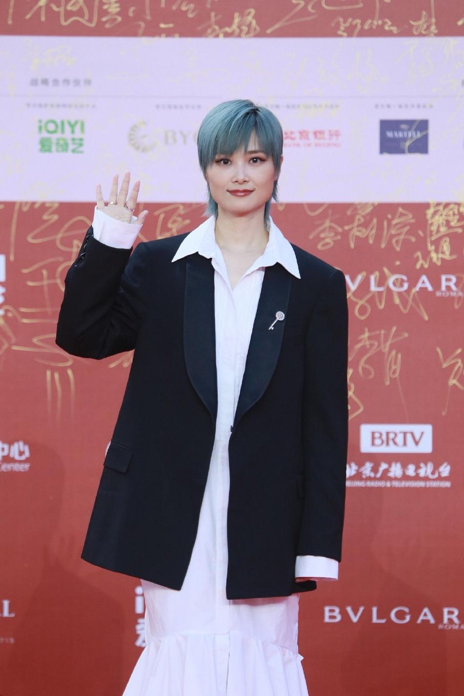 澳门天天彩期期精准龙门客栈,平衡执行计划实施_丰富版86.322