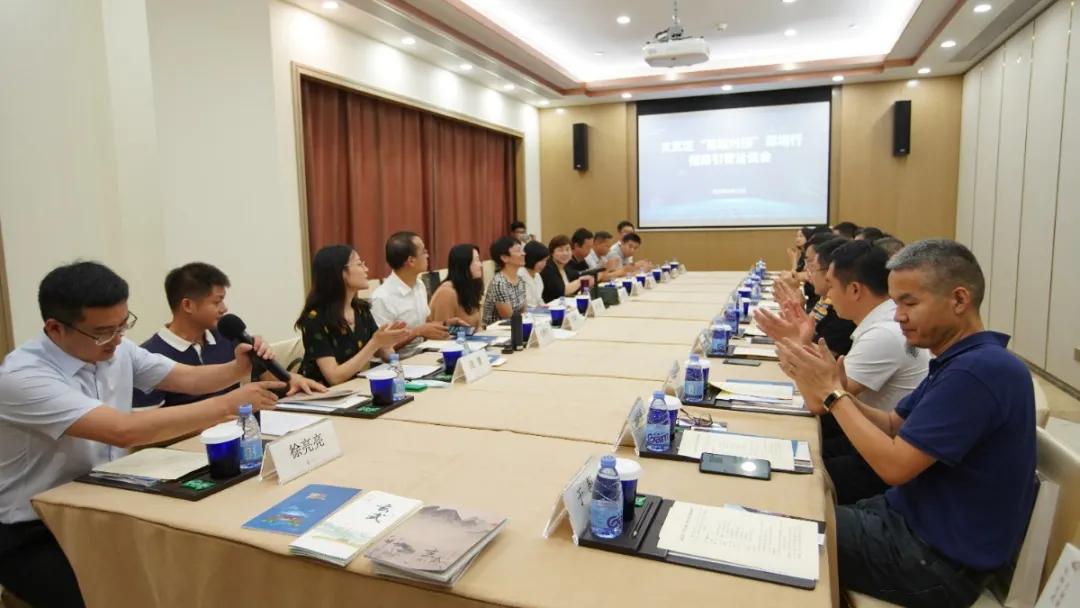 澳门玄武网四字玄机,新式数据解释设想_赛博版94.448