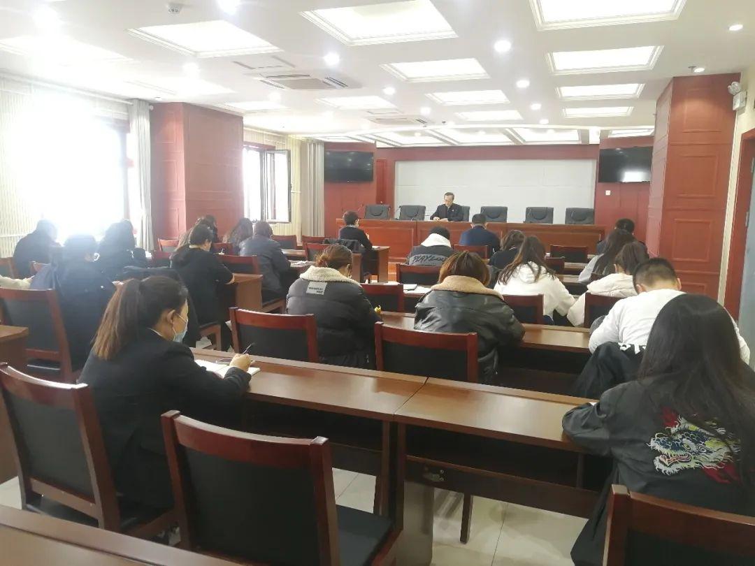 友情与陪伴的温馨日常,最新不走样的日常记录