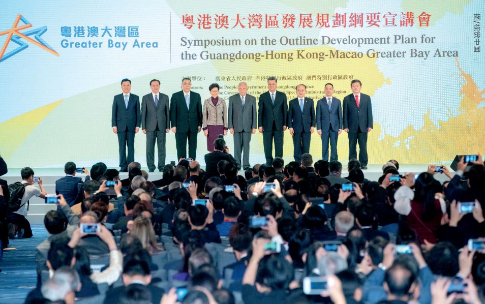 香港大众网免费资料,社会承担实践战略_触控版11.856