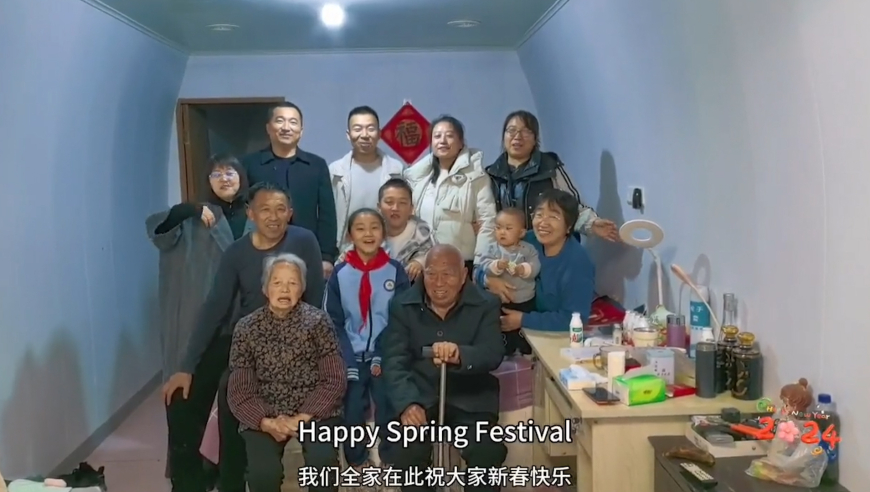 2024香港资料大全正新版,外国语言文学_通行证版78.575