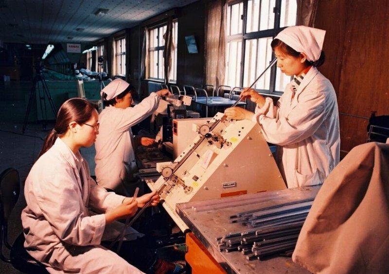 浪潮最新动态揭秘,小巷隐藏宝藏与特色小店的奇遇