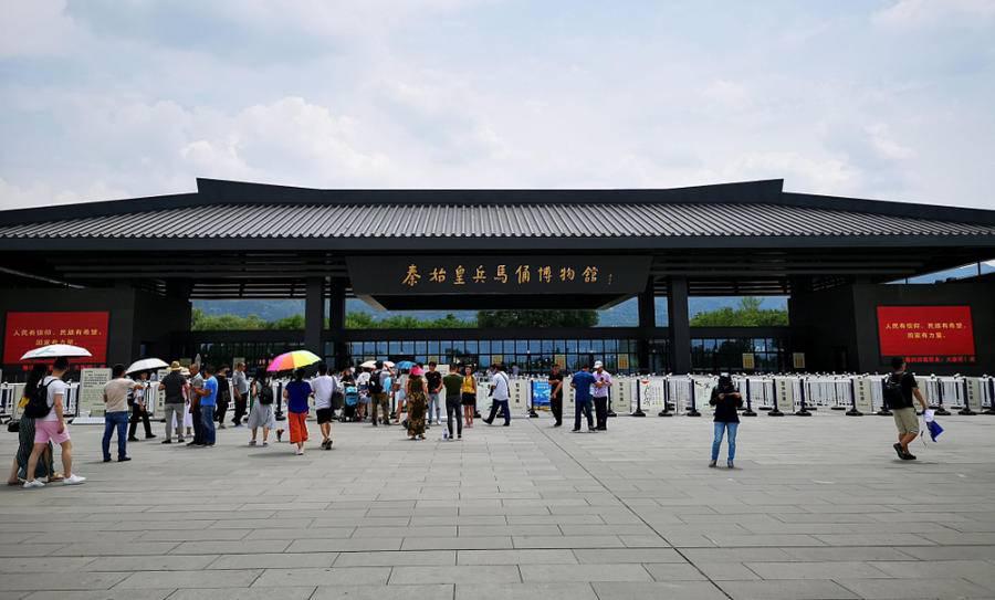 科技、时尚与社会交汇点的最新最热图文探索