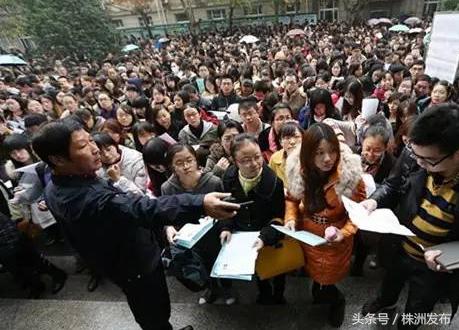 科技、时尚与社会交汇点的最新最热图文探索