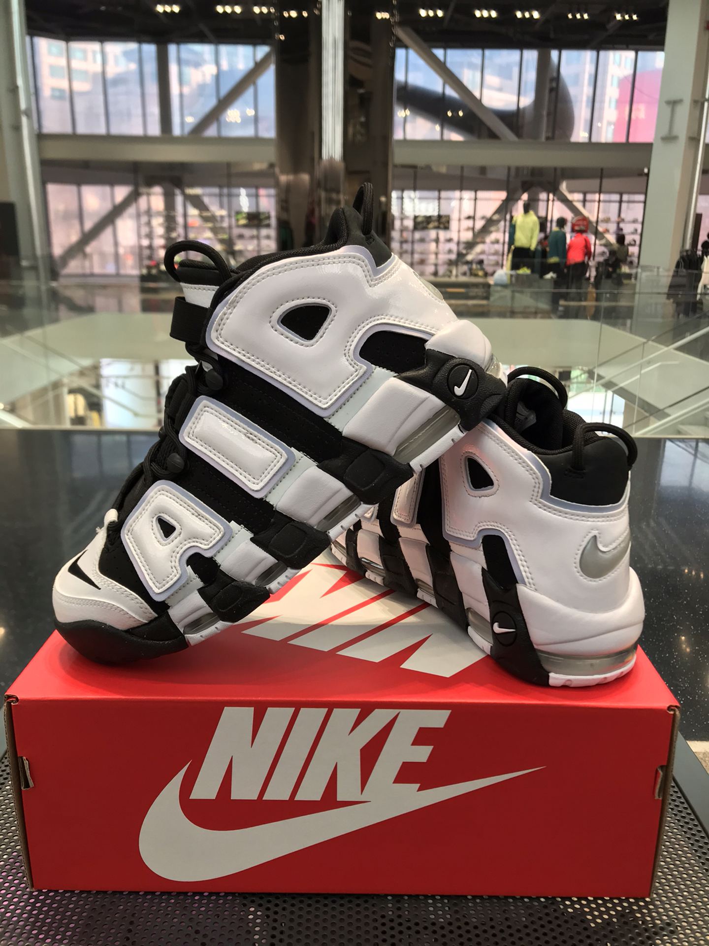 大Air最新革新之作，开启智能生活新纪元的高科技产品