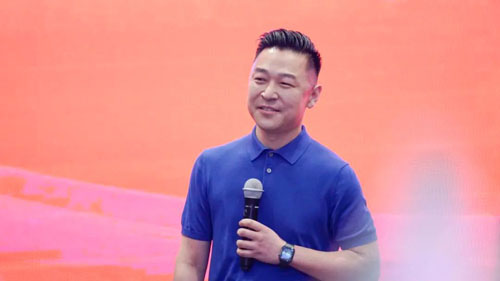 王中木的最新日常,爱与陪伴的温馨时光记录