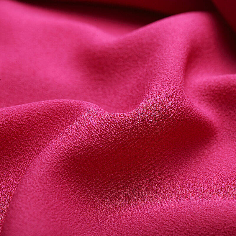 最新款纯色，变化的力量与自信的魔力展现