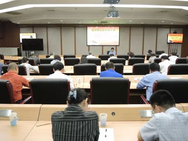 仇玉晓的最新日常，爱与陪伴的温馨时光