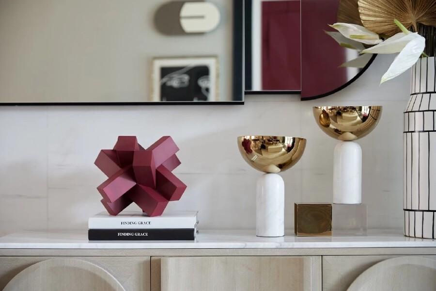 最新视飞视频,友情飞翔与家的温馨时刻