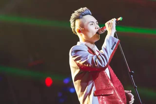 康天庥,时代之光下的新晋璀璨明星