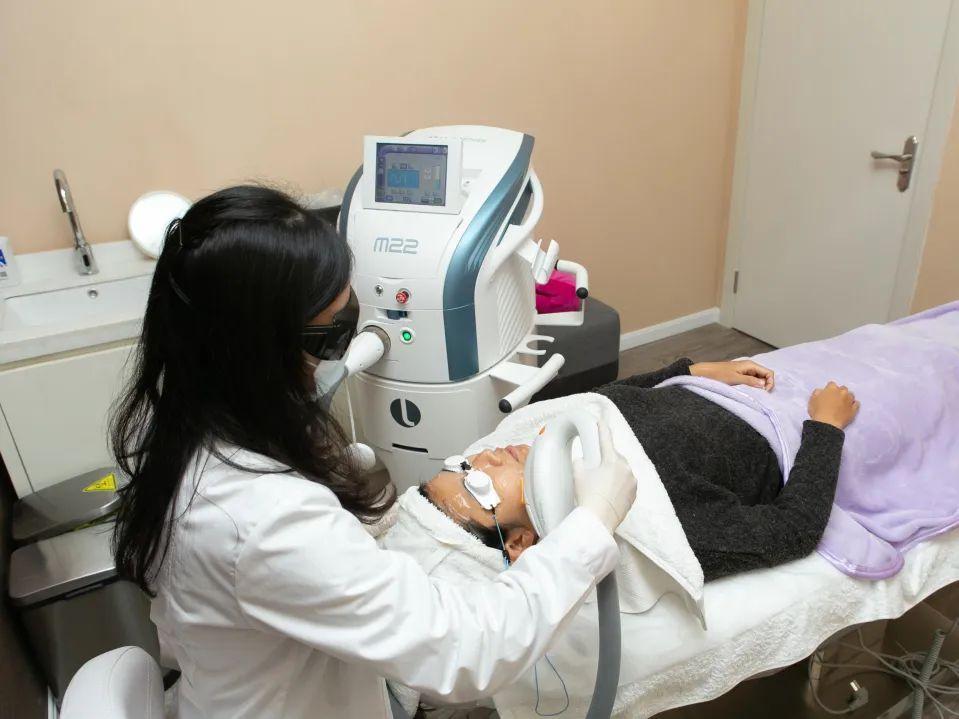 创新科技引领美容行业变革，最新护肤品动态与趋势