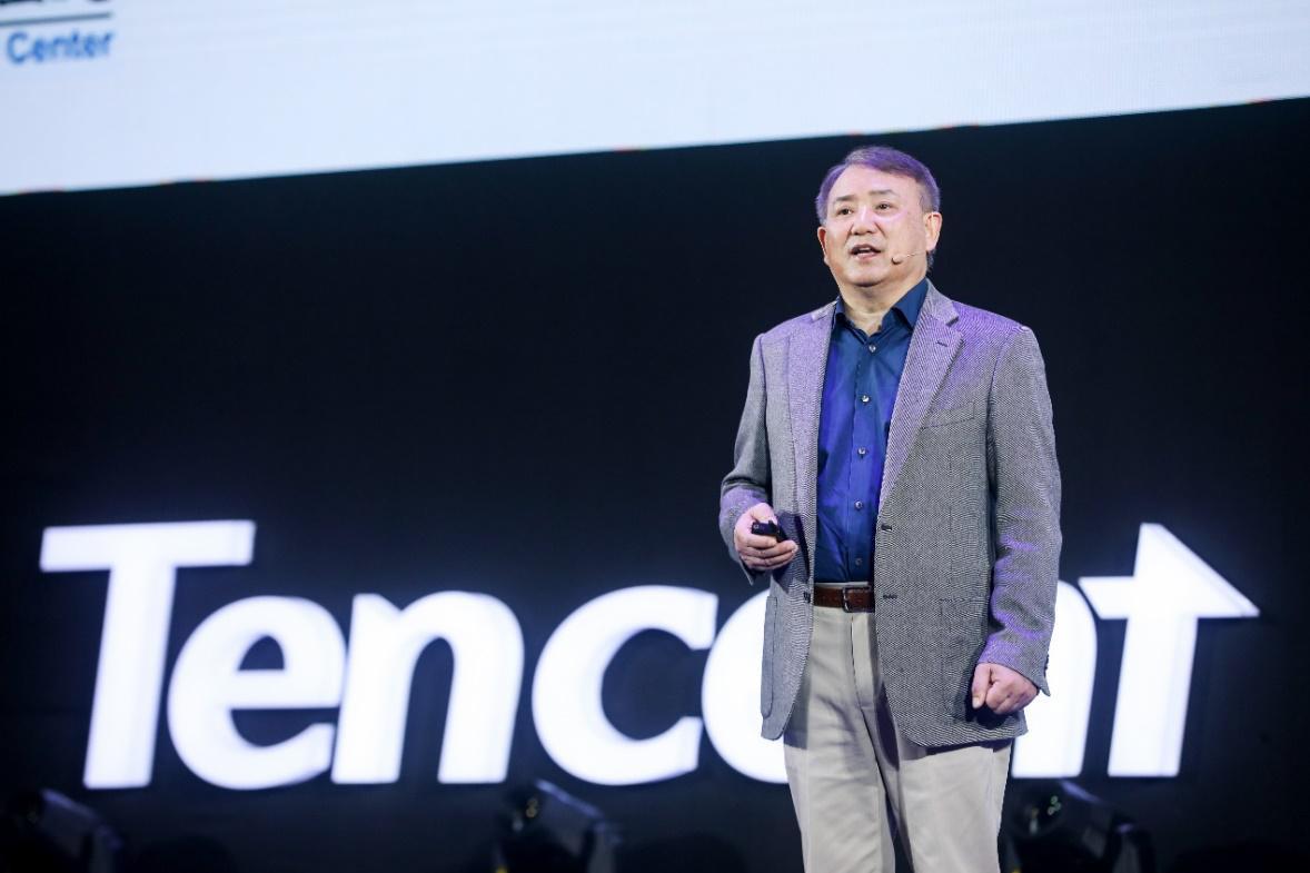 最新疫情张文宏,最新疫情下的张文宏与小巷中的神秘小店