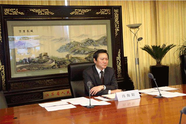 最新疫情张文宏,最新疫情下的张文宏与小巷中的神秘小店