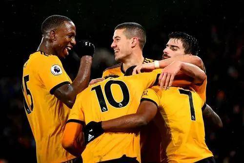 狼队最新动态,快速了解并跟上狼队步伐的指南