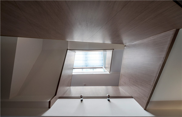 最新楼梯级设计趋势,打造舒适美观且安全的居家楼梯空间