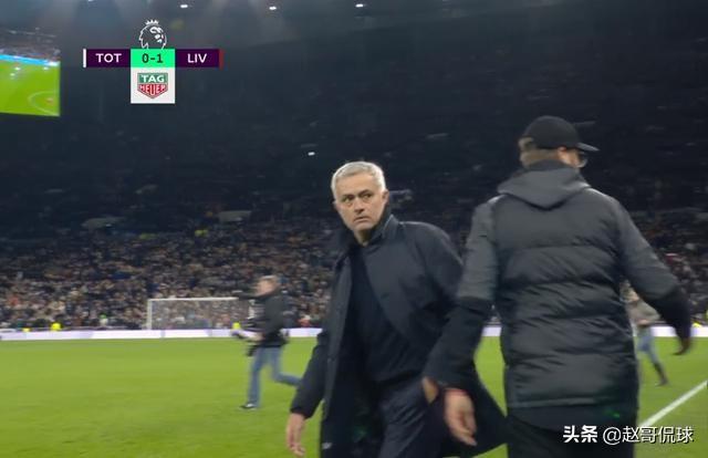 利物浦最新比赛直播,利物浦最新比赛直播，小巷中的热血狂欢特色小店