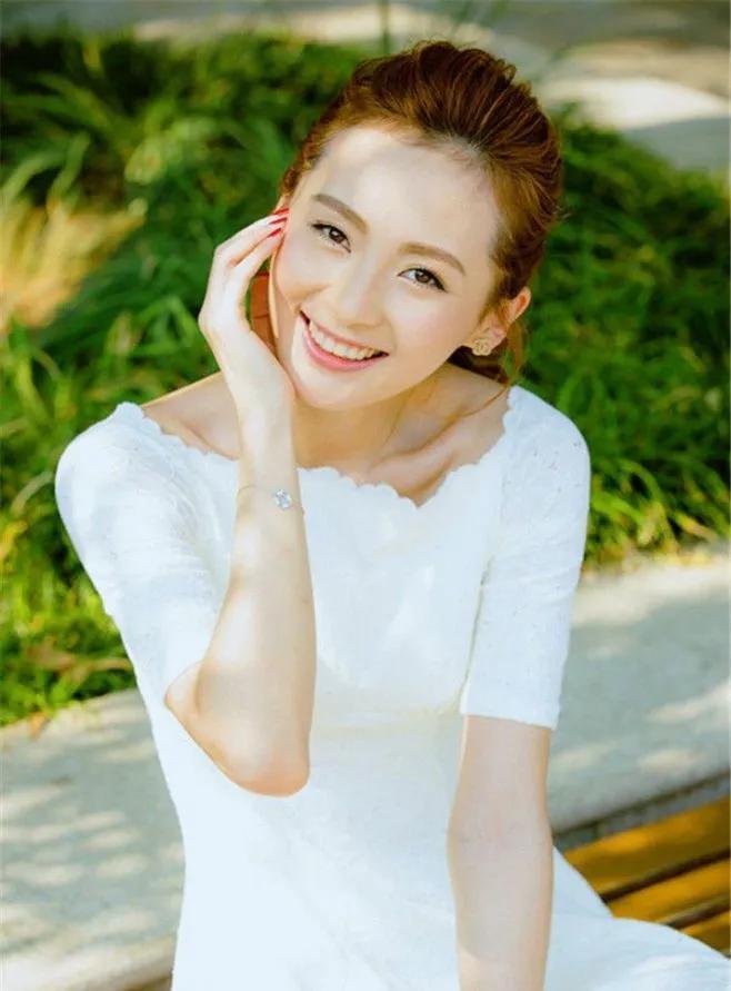 路晨最新照片,路晨最新照片，领略科技新风尚，体验未来生活