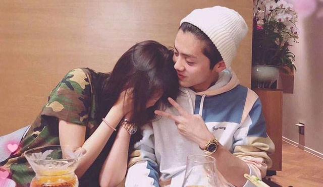 关晓彤鹿晗最新广告,关晓彤鹿晗最新广告,一场心灵与自然的美妙之旅,启程吧!