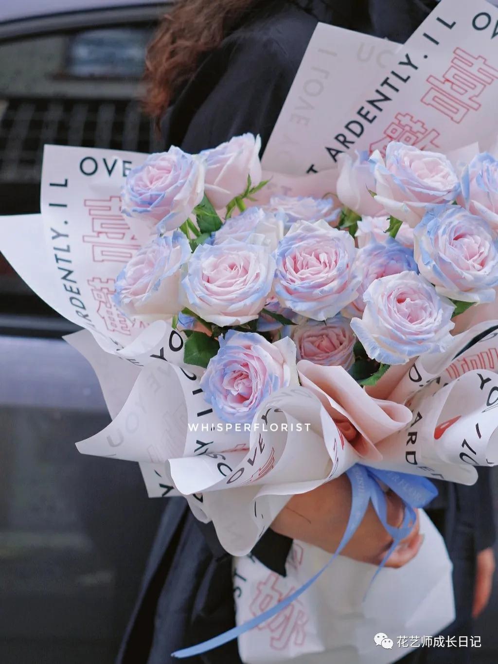 碎冰蓝最新款花束,自信与成就感的绽放之美