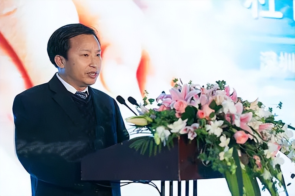 杜伟民最新消息,杜伟民的奇妙日常,爱与陪伴的温馨时光