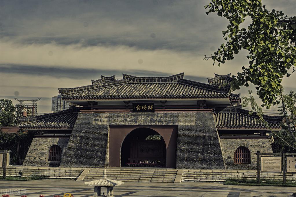 2024今晚香港开特马,高速应对逻辑_简易版31.781