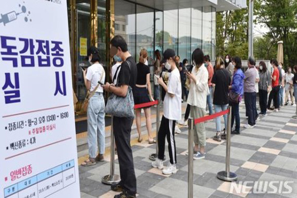 韩国疫苗流感最新动态,小巷深处的守护者与独特小店的疫苗进展