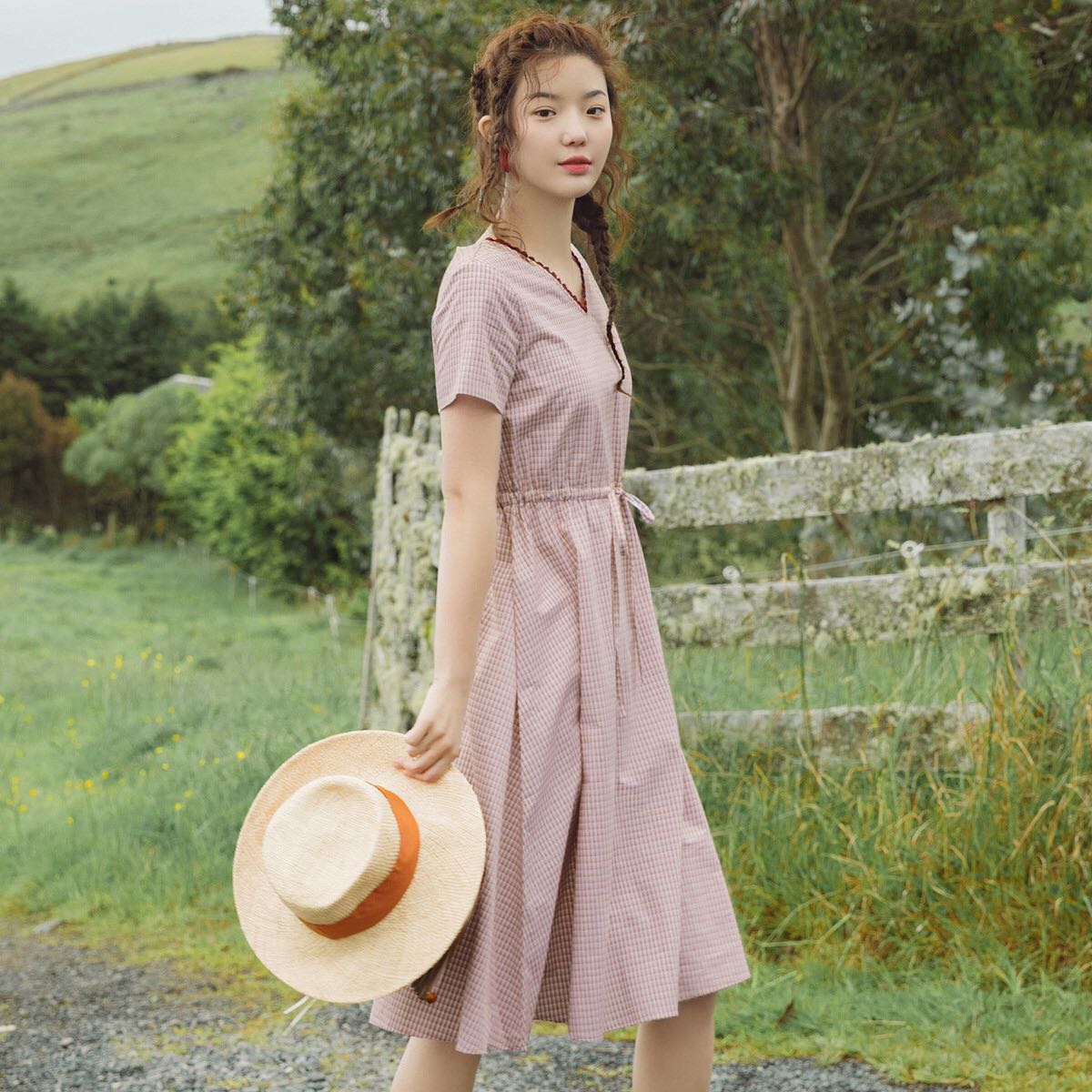 茵曼连衣裙最新款,茵曼连衣裙最新款选购指南