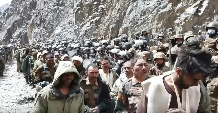 中国印度边境冲突下的隐秘故事,小巷独特小店的经历