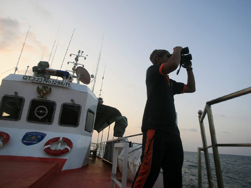 马航MH730最新动态,马航MH730最新动态，飞行中的温馨故事