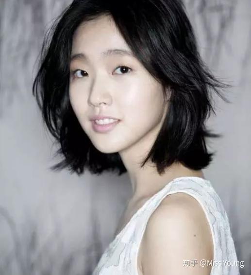 最帅女明星的心灵与自然美景之旅