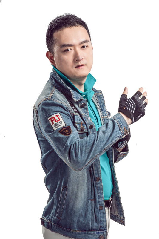 演员程龙生平揭秘,演艺传奇与隐藏美食之旅的探寻之路