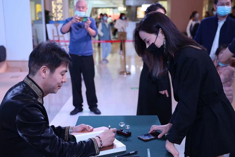 最新书城连载追踪，小巷深处的文字秘境探索