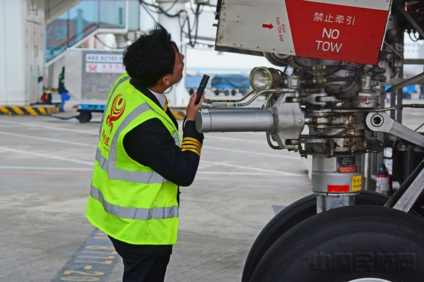 深圳急聘过油机长,引领技术革新,智能航空时代的飞行体验新篇章