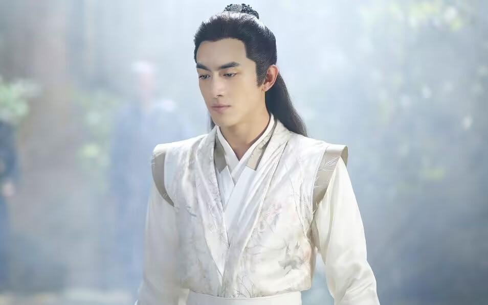 林更新新恋情曝光,林更新新恋情曝光，偶遇小巷深处的特色小店