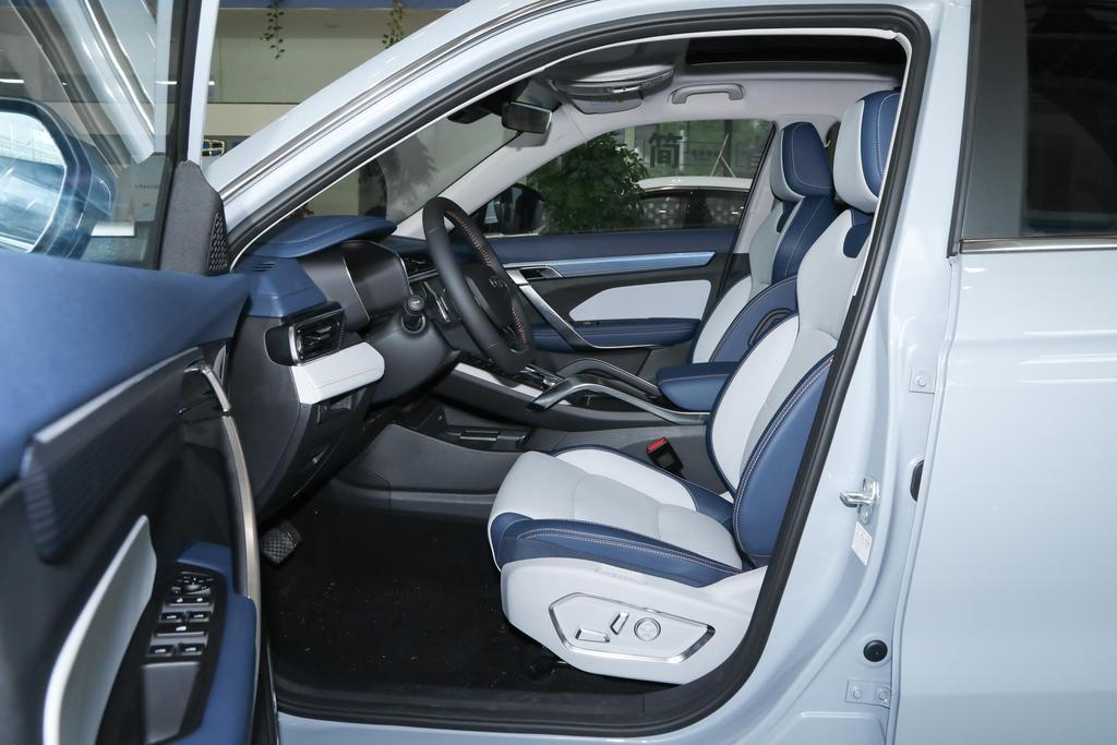 博越优惠信息,博越优惠信息——一场温馨的家庭购车之旅